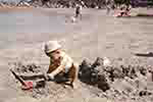 Arthur Babel - Les Vacances à la Mer, 1964, Extrait #16