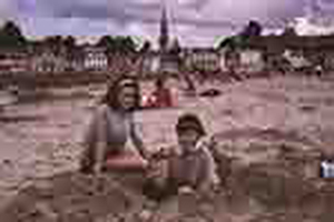 Arthur Babel - Les Vacances à la Mer, 1964, Extrait #01